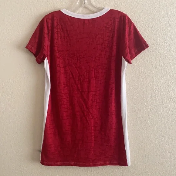 ❄️4 for $20❄️ Chicago Blackhawks T-Shirt - Picture 4 of 4